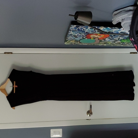 Black Gilli maxi dress, size L. - Picture 2 of 3